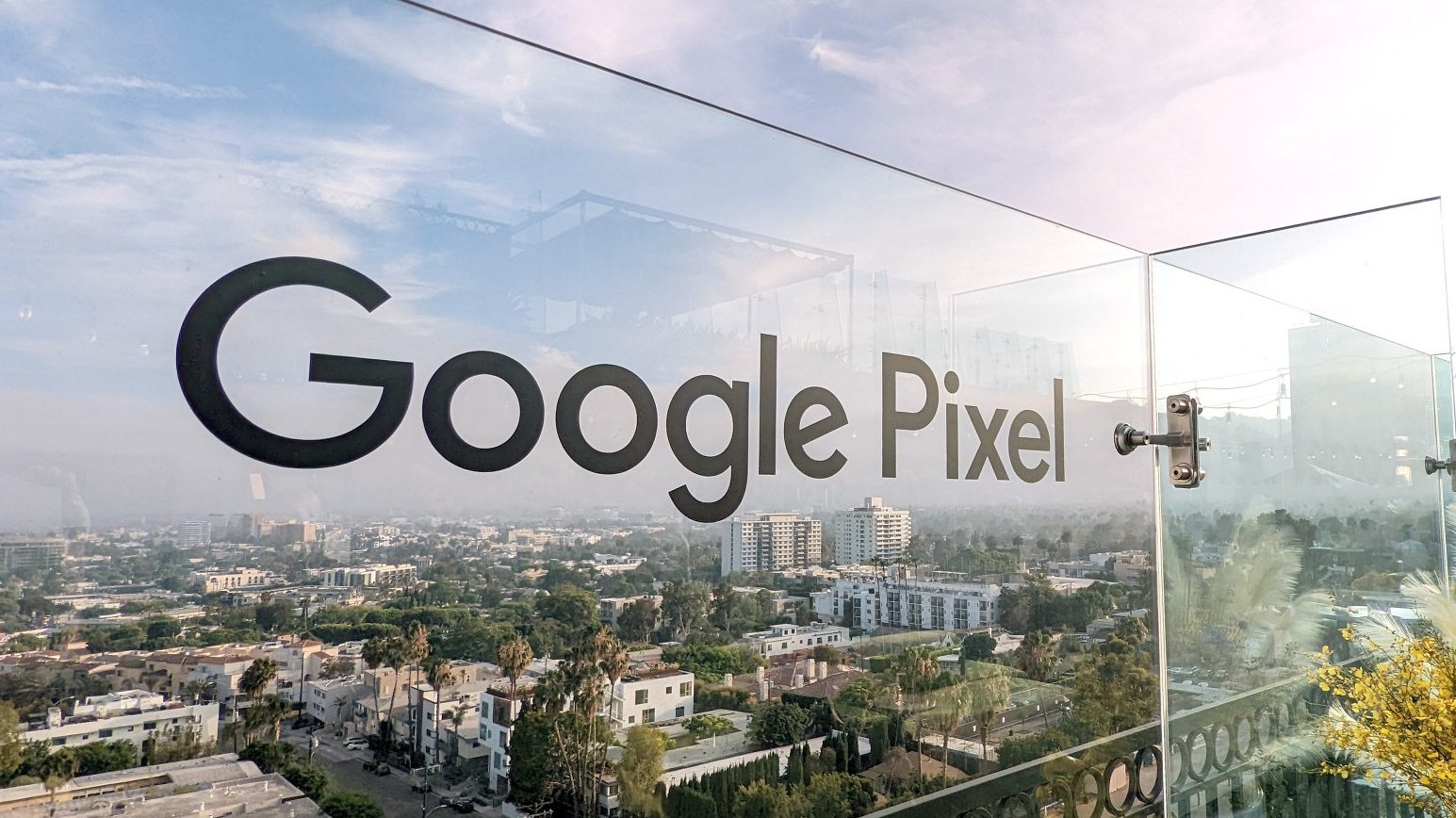 Google Pixel 7 y Pixel 7 Pro ya son oficiales
